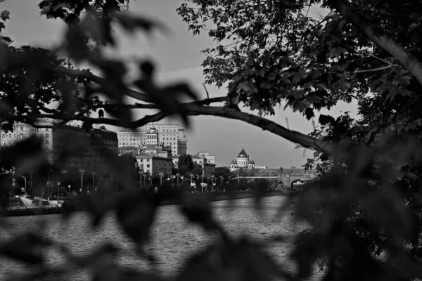 Vista Catedral Cristo Salvador Partir Aterro Rio Moscou — Fotografia de Stock