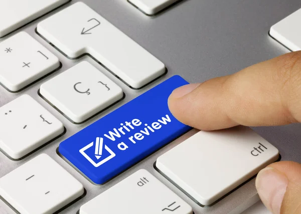 Schreiben Sie Eine Bewertung Auf Blue Key Metallic Keyboard Tastendruck — Stockfoto