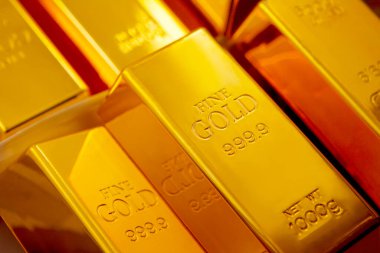 Arka planda parlak Bullion 'lar, kapatın