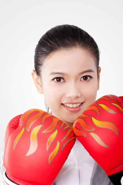 Mujer Negocios Con Guantes Boxeo —  Fotos de Stock