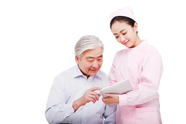Enfermeiros Orientam Pacientes Usar Ipad — Fotografia de Stock