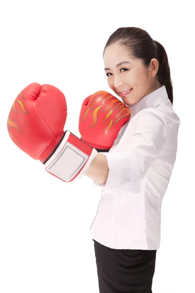 Affärskvinna Med Boxningshandskar — Stockfoto