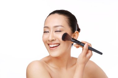 Doğulu güzellik makyajı