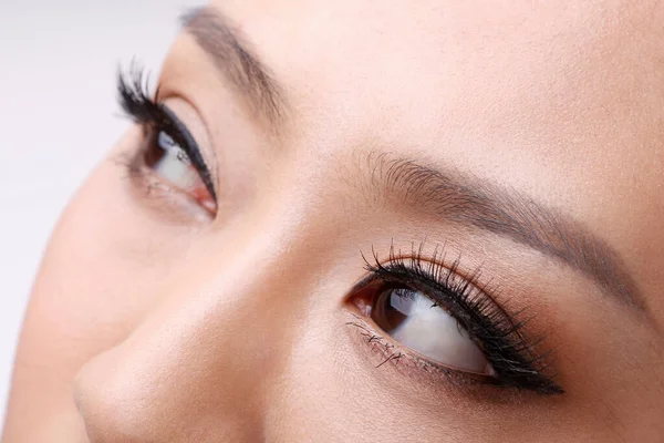 Die Augen Der Jungen Frau Großaufnahme — Stockfoto