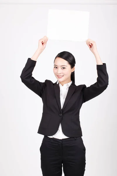 Uma Mulher Negócios Segurando Quadro Branco — Fotografia de Stock