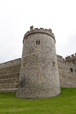 Windsor Dükü Kalesi, arka planda seyahat yeri