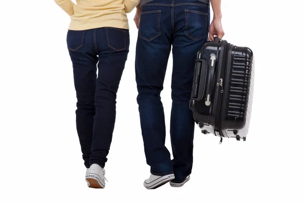 Retrato Jovem Casal Puxando Valise — Fotografia de Stock