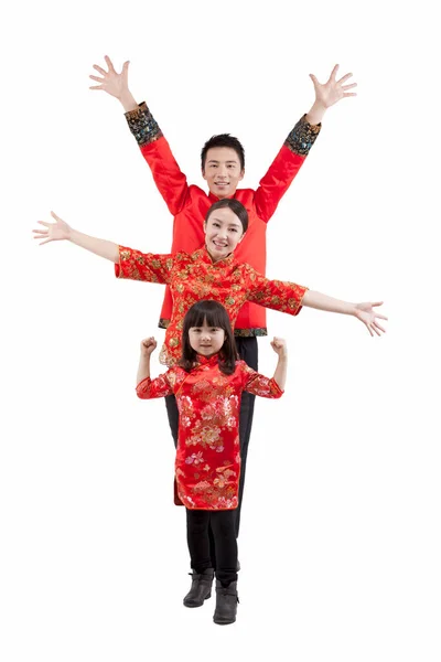 Retrato Hija Levantando Puños Con Los Padres Abriendo Los Brazos — Foto de Stock