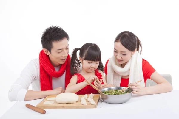 Portrait Daughter Parents Making Dumplings Celebrating Spring Festival — Stock Photo, Image