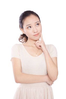 Genç bayan ayağa kalktı, yukarı baktı, düşündü.