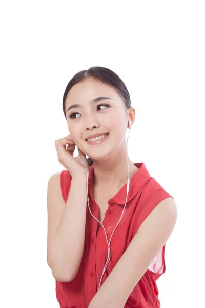 Mujer Joven Escuchando Música — Foto de Stock