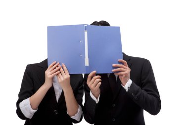 Dizin engelleyici yüzü tutan işadamları