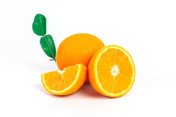 Orange Frukt Vit Bakgrund Isolera — Stockfoto