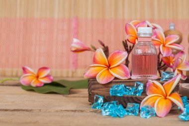 Aroma terapisi petrol şişe, kavram bitkisel spa