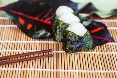 pirinç topu gıda ev yapımı desig