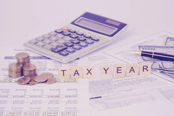 Kalkulačka Daňové Doklady Peníze Stole Formulace Daňových Daňová Koncepce — Stock fotografie