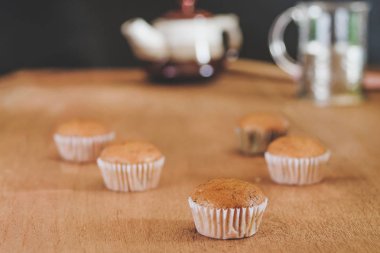 Ekmek taze muz yapılan kek sıcak fırın, ev yemekleri.