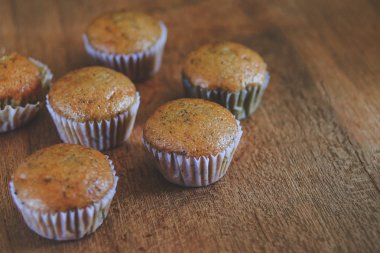 Ekmek taze muz yapılan kek sıcak fırın, ev yemekleri.