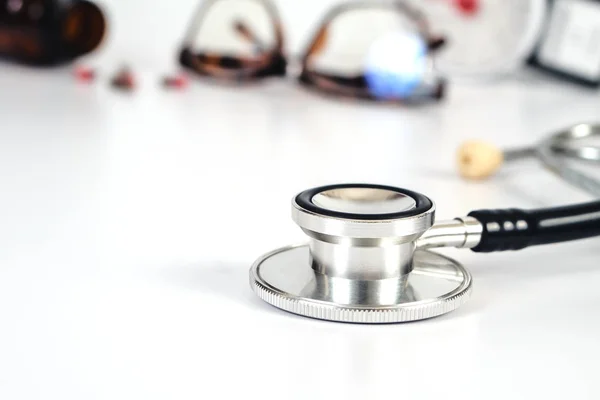 Nástroj Pro Zdraví Stetoskop Stole Lékařské Příslušenství Kopií Prostor — Stock fotografie