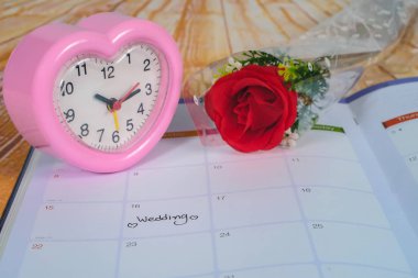 Uyarı mektubu düğün günü Takvim planlama ve sevgi saat içinde 