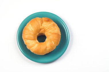 Japon tereyağı topuz tarzı beyaz arka plan üzerinde.