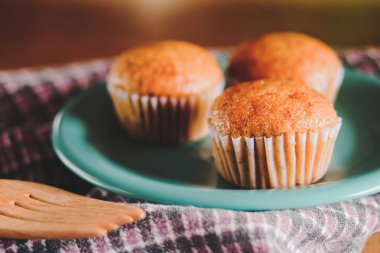 Ekmek taze muz yapılan kek sıcak fırın, ev yemekleri.
