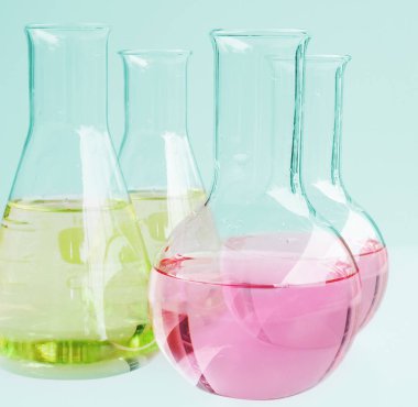 renk arka planda test tüpünü kapatın.