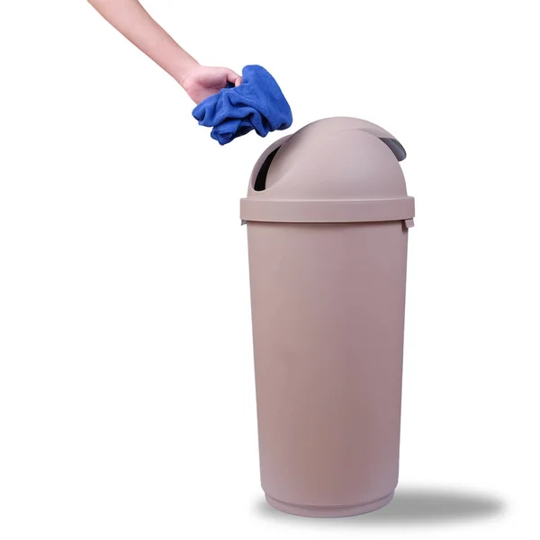 Mão Empurrar Lixo Grande Lata Lixo Marrom Lixo Fundo Branco — Fotografia de Stock