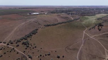 Çalılıklarda taş ocağını su bastı. Madencilik ve Taş ocağı. Hava Görünümü