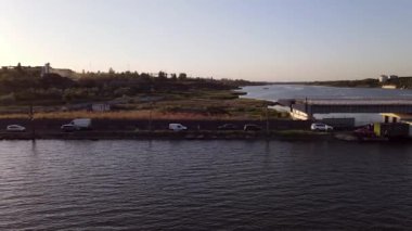 Pontoon Köprüsü 'nde trafik vardı. Hava Görünümü