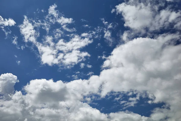 Splendore Celeste Una Bella Giornata Nuvolosa — Foto Stock