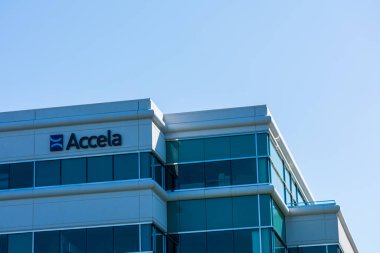 San Francisco Körfez Bölgesi 'nin yüksek teknoloji merkezi Silikon Vadisi' nde Accela tabelası - San Ramon, California, ABD - Ekim 2019