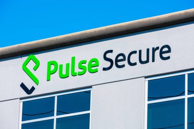 Amerikan bilgisayar ağı şirketi San Jose, California, ABD 'de 2020' de Pulse Secure tabelası.
