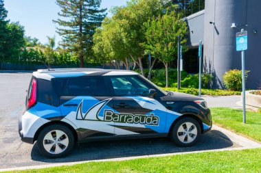 IT güvenlik şirketinin merkezindeki Barracuda Networks araçları - Campbell, CA, USA - 2020