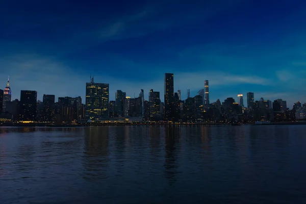 Panorama New York Con Skyline Manhattan Sull East River Due — Foto Stock