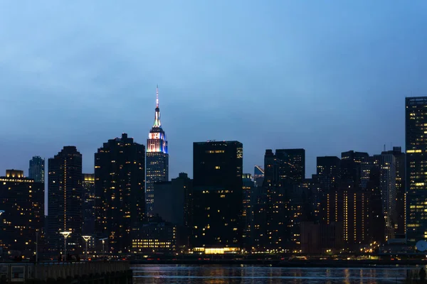 Panorama Nova York Com Horizonte Manhattan Crepúsculo Sobre East River — Fotografia de Stock