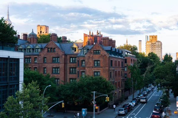ニューヨーク アメリカ 2020年7月28日 ハイラインからマンハッタンのチェルシー20番街までの眺め 通りや建物の眺め — ストック写真