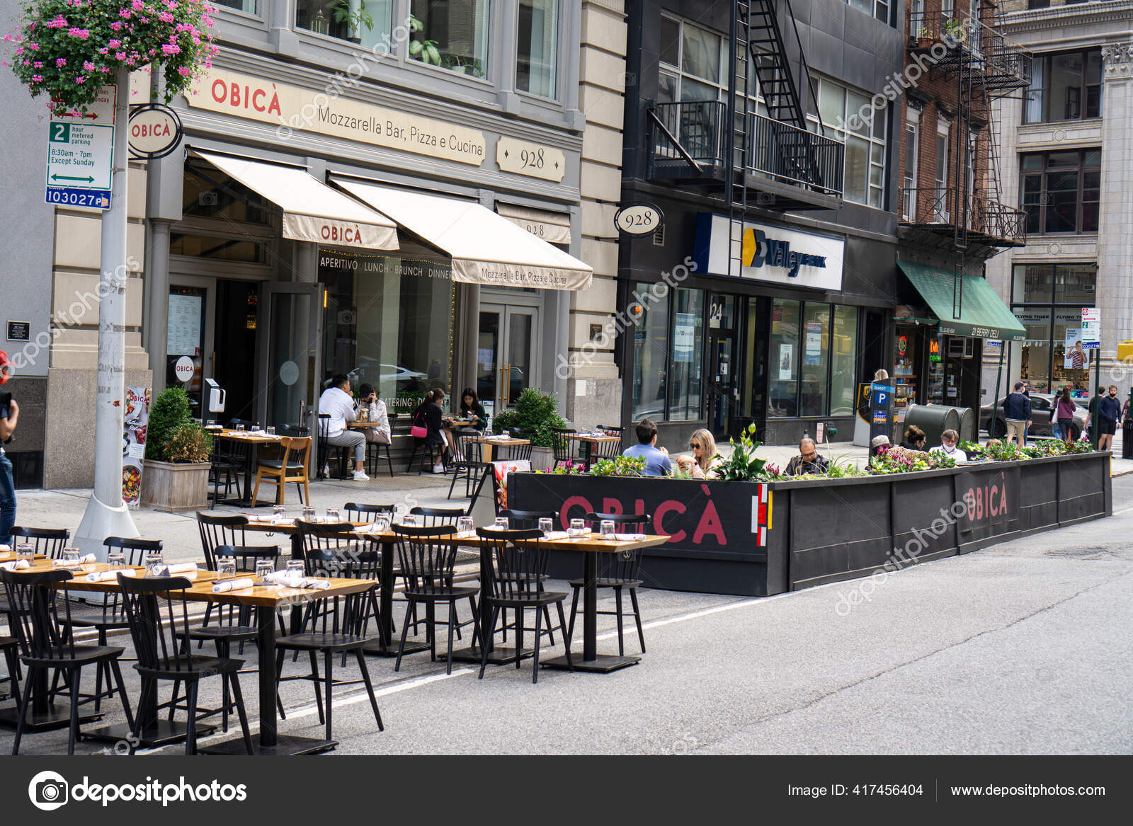 Outdoor seating midtown new arrivals