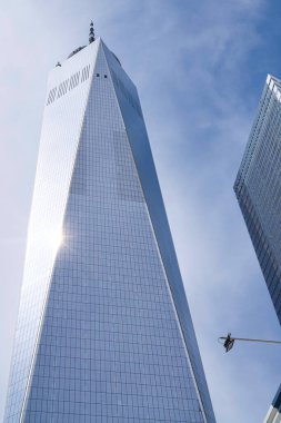 Manhattan 'daki Özgürlük Kulesi. One World Trade Center, Batı Yarımküre 'deki en yüksek bina ve dünyanın en yüksek üçüncü binasıdır.