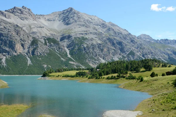 Lago San Giacomo Uma Bacia Hidrográfica Artificial Adjacente Lago Cancano — Fotografia de Stock