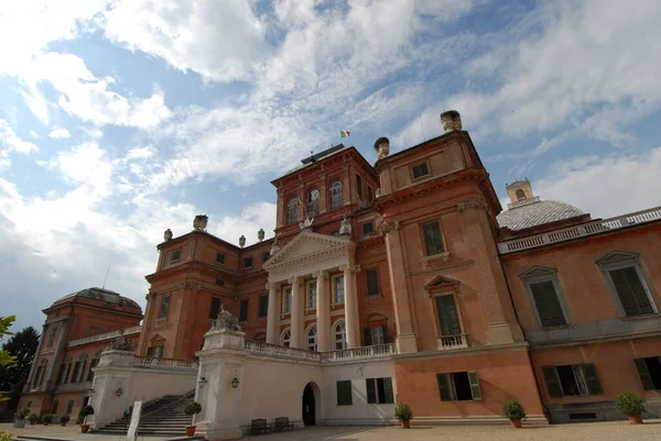 Det Kungliga Röda Slottet Racconigi Ligger Provinsen Cuneo Piemonte Men — Stockfoto