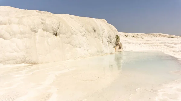 Sorgenti termali di pamukkale, patrimonio mondiale unesco, estate — Foto Stock