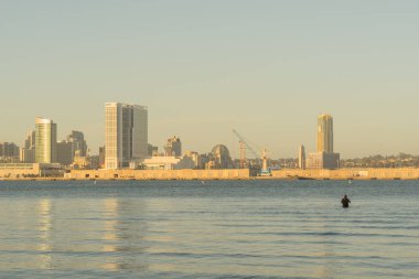 Cityscape ve Bay San Diego.