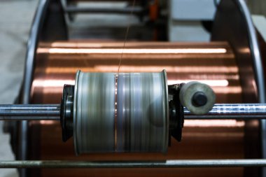 Bakır kablo üretimi, fabrikada bronz kablo.