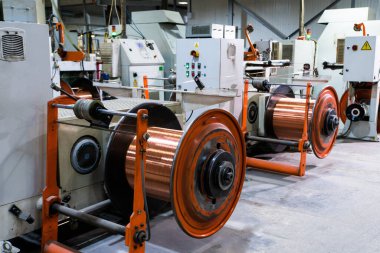 Bakır kablo üretimi, fabrikada bronz kablo.