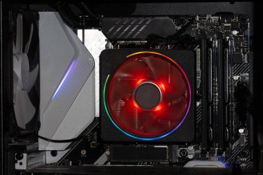 Neon ışıklı işlemci soğutucusu. Led Işık, Cpu Soğutucu.