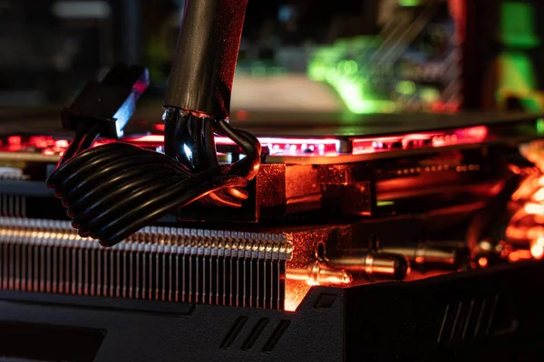 Neon ışıklı işlemci soğutucusu. Led Işık, Cpu Soğutucu.