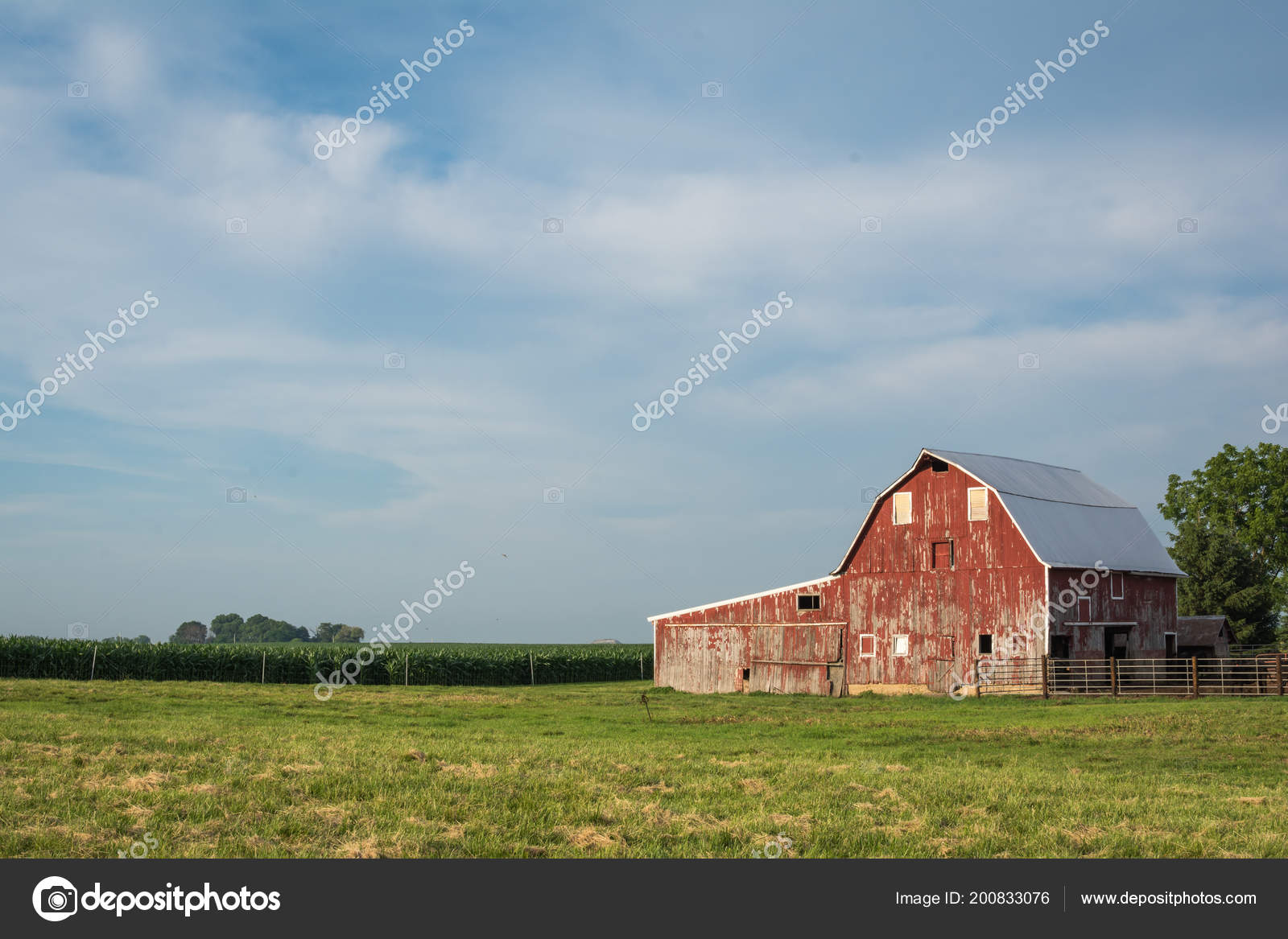 Rustic Old Red Barn Working Farm Rural Illinois Stock Photo