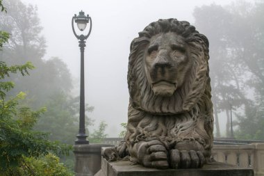 Fo Kuzey noktası deniz feneri, Milwaukee, WI yakınındaki aslan heykeli.