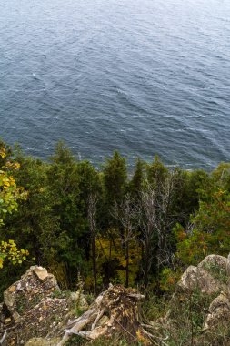 Aşağı bakıyor Michigan Gölü.
